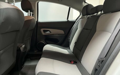 Chevrolet Cruze II, 2011 год, 630 000 рублей, 13 фотография