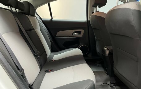 Chevrolet Cruze II, 2011 год, 630 000 рублей, 18 фотография