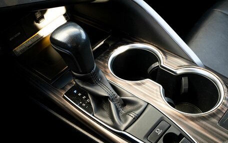 Toyota Camry, 2018 год, 2 999 000 рублей, 15 фотография