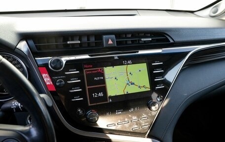 Toyota Camry, 2018 год, 2 999 000 рублей, 14 фотография