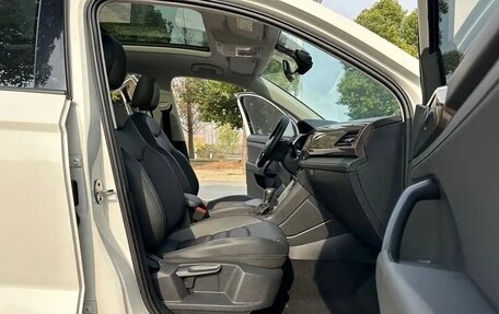 Volkswagen Tharu, 2022 год, 1 894 000 рублей, 11 фотография