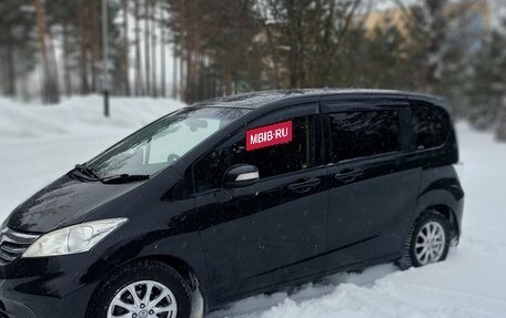 Honda Freed I, 2011 год, 1 150 000 рублей, 3 фотография