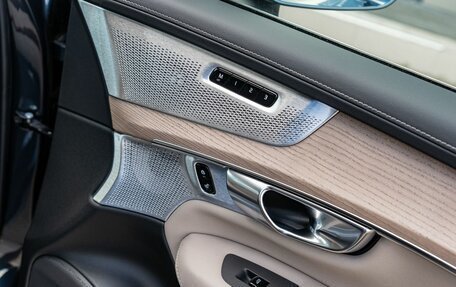 Volvo XC90 II рестайлинг, 2025 год, 12 440 000 рублей, 17 фотография