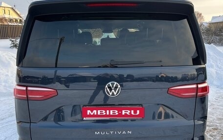 Volkswagen Multivan, 2022 год, 4 900 000 рублей, 6 фотография