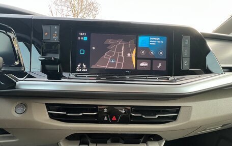 Volkswagen Multivan, 2022 год, 4 900 000 рублей, 15 фотография