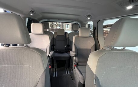 Volkswagen Multivan, 2022 год, 4 900 000 рублей, 12 фотография