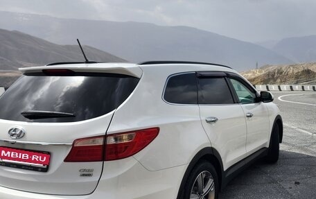 Hyundai Santa Fe III рестайлинг, 2014 год, 1 940 000 рублей, 9 фотография