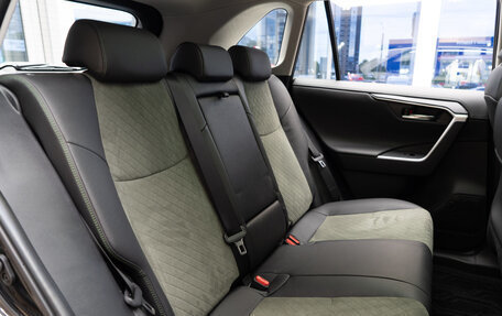 Toyota RAV4, 2025 год, 4 750 000 рублей, 14 фотография