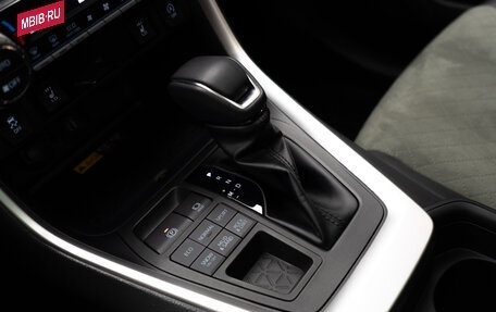 Toyota RAV4, 2025 год, 4 750 000 рублей, 8 фотография