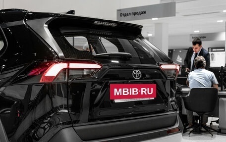 Toyota RAV4, 2025 год, 4 750 000 рублей, 25 фотография