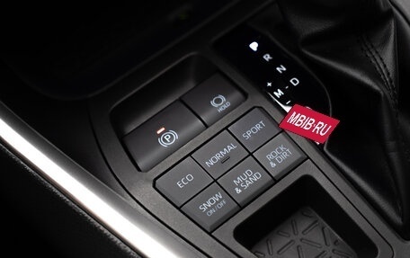 Toyota RAV4, 2025 год, 4 750 000 рублей, 22 фотография