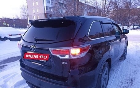Toyota Highlander III, 2014 год, 2 650 000 рублей, 3 фотография