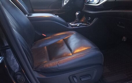 Toyota Highlander III, 2014 год, 2 650 000 рублей, 8 фотография