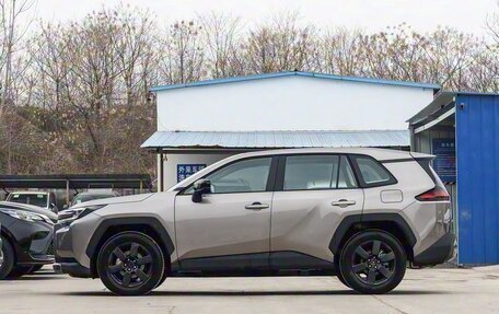 Toyota RAV4, 2026 год, 4 896 000 рублей, 2 фотография