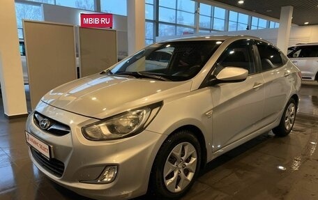 Hyundai Solaris II рестайлинг, 2013 год, 630 000 рублей, 7 фотография