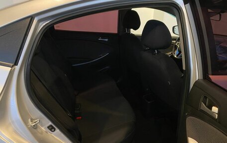 Hyundai Solaris II рестайлинг, 2013 год, 630 000 рублей, 17 фотография