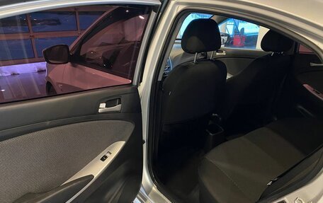 Hyundai Solaris II рестайлинг, 2013 год, 630 000 рублей, 23 фотография