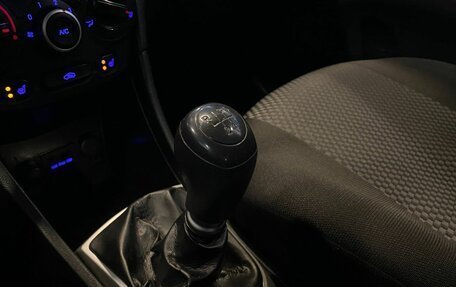 Hyundai Solaris II рестайлинг, 2013 год, 630 000 рублей, 30 фотография