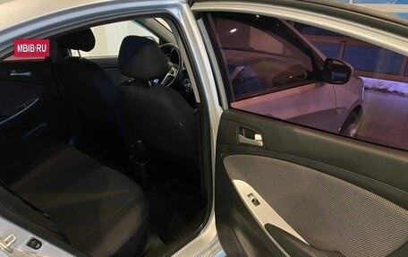 Hyundai Solaris II рестайлинг, 2013 год, 630 000 рублей, 25 фотография