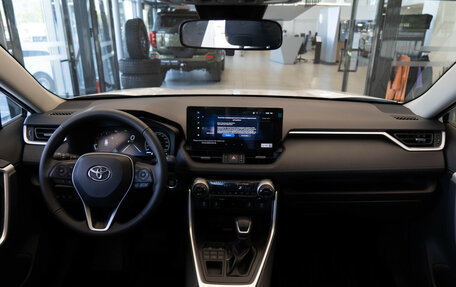 Toyota RAV4, 2025 год, 4 750 000 рублей, 5 фотография