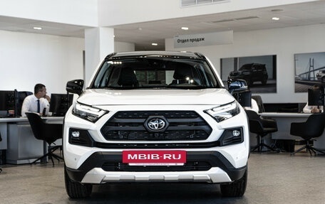Toyota RAV4, 2025 год, 4 750 000 рублей, 2 фотография