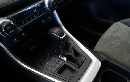 Toyota RAV4, 2025 год, 4 750 000 рублей, 9 фотография