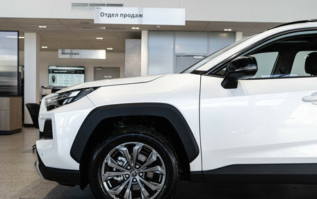 Toyota RAV4, 2025 год, 4 750 000 рублей, 31 фотография