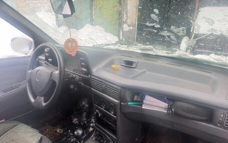 Daewoo Nexia I рестайлинг, 2007 год, 50 000 рублей, 4 фотография