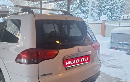 Mitsubishi Pajero Sport II рестайлинг, 2014 год, 2 500 000 рублей, 4 фотография