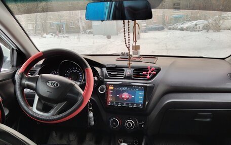 KIA Rio III рестайлинг, 2013 год, 750 000 рублей, 9 фотография
