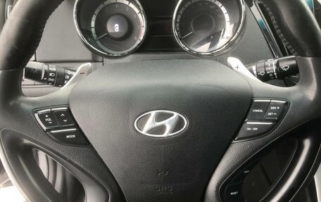 Hyundai Sonata VI, 2010 год, 800 000 рублей, 12 фотография