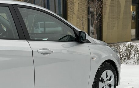 Hyundai Solaris II рестайлинг, 2015 год, 1 180 000 рублей, 8 фотография