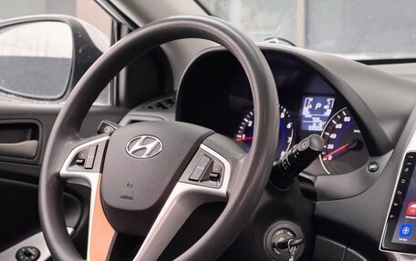 Hyundai Solaris II рестайлинг, 2015 год, 1 180 000 рублей, 27 фотография