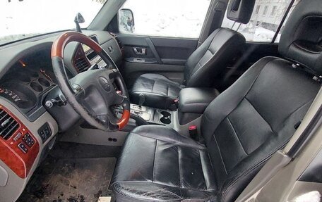 Mitsubishi Pajero III рестайлинг, 2004 год, 1 100 000 рублей, 14 фотография