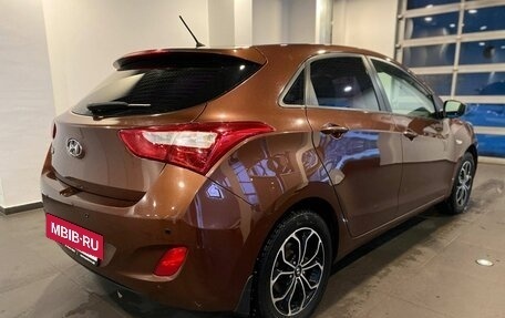 Hyundai i30 II рестайлинг, 2013 год, 1 051 000 рублей, 3 фотография