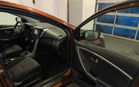 Hyundai i30 II рестайлинг, 2013 год, 1 051 000 рублей, 27 фотография