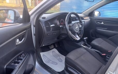 KIA Rio IV, 2018 год, 1 340 000 рублей, 8 фотография