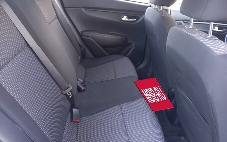 KIA Rio IV, 2018 год, 1 340 000 рублей, 10 фотография