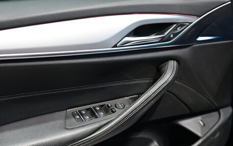 BMW 5 серия, 2019 год, 2 690 000 рублей, 23 фотография