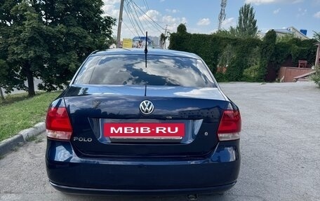 Volkswagen Polo VI (EU Market), 2013 год, 700 000 рублей, 3 фотография