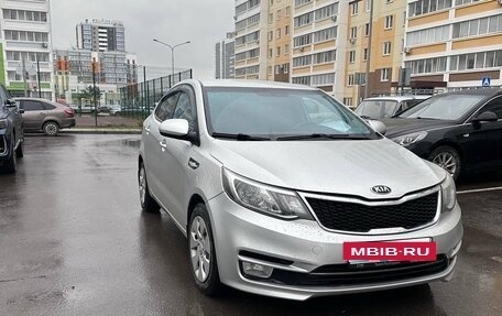 KIA Rio III рестайлинг, 2015 год, 720 000 рублей, 2 фотография