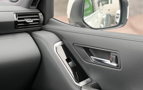 Toyota Land Cruiser, 2025 год, 18 490 000 рублей, 26 фотография