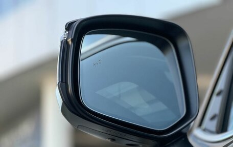 Toyota Land Cruiser, 2025 год, 18 490 000 рублей, 34 фотография