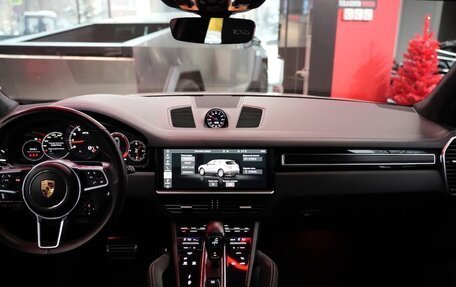 Porsche Cayenne III, 2020 год, 10 800 000 рублей, 7 фотография