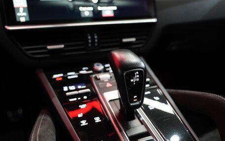 Porsche Cayenne III, 2020 год, 10 800 000 рублей, 16 фотография