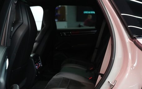 Porsche Cayenne III, 2020 год, 10 800 000 рублей, 20 фотография