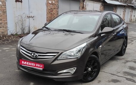 Hyundai Solaris II рестайлинг, 2016 год, 970 000 рублей, 5 фотография