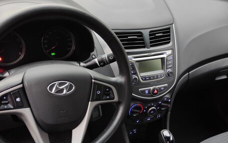 Hyundai Solaris II рестайлинг, 2016 год, 970 000 рублей, 16 фотография