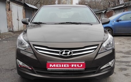 Hyundai Solaris II рестайлинг, 2016 год, 970 000 рублей, 2 фотография