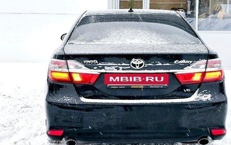 Toyota Camry, 2015 год, 1 980 000 рублей, 2 фотография